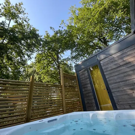 Кемпинг Chant Des Oiseaux *** Руайян