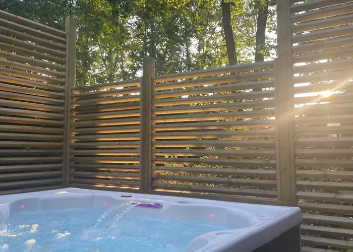 Campsite Chant Des Oiseaux ***